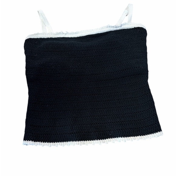 Abercrombie & Fitch Tops - Abercrombie & Fitch Crochet Tube Top with removable strap. Black/white Small